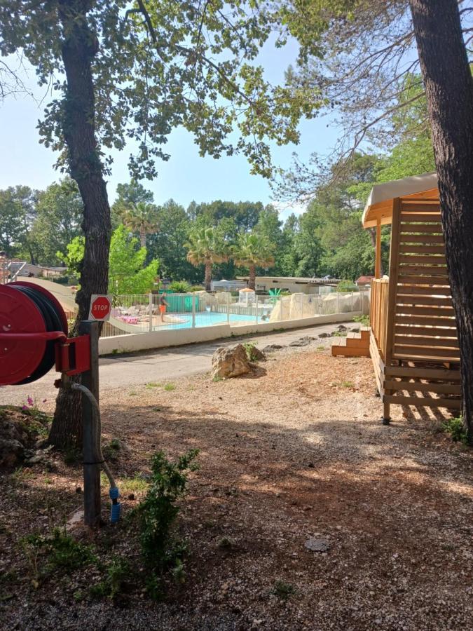 Domaine De La Sainte Baume Hotel Nans-les-Pins Kültér fotó
